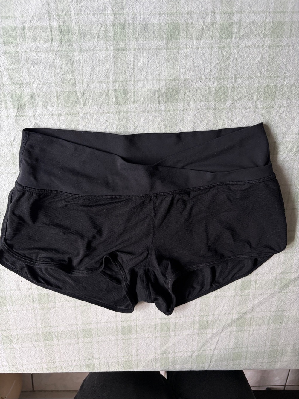 Lululemon Black Fold-Over Waist Women’s Boyshorts